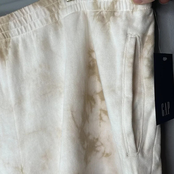 GAP NWT Tan Tie-Dye Vintage Look Shorts with Pockets Elastic Waist Size XXL - Picture 4 of 8